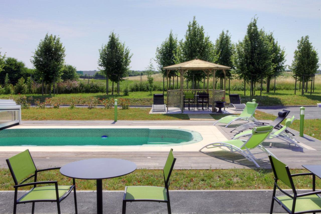 Hotel Ibis Styles Montargis Arboria Pannes  エクステリア 写真