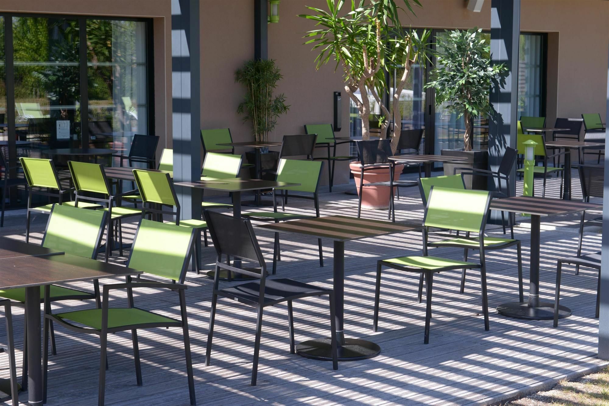Hotel Ibis Styles Montargis Arboria Pannes  エクステリア 写真